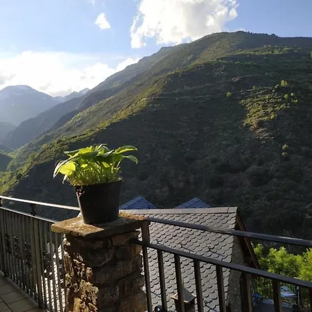 Casa Coix Apartment